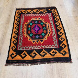 Kilim-06 ( Size: 112x84 )
