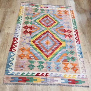 Kilim-10 ( Size: 182x123 )