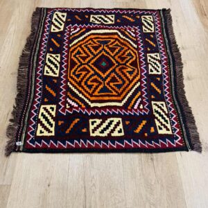 Alternative view of Kilim-09 ( Size: 110x78 )