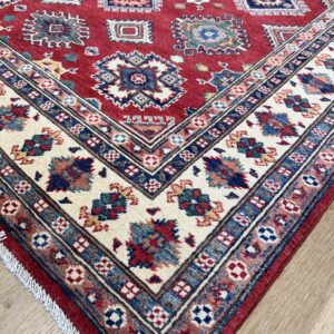 Alternative view of Kazak-2 (Size: 196x158)